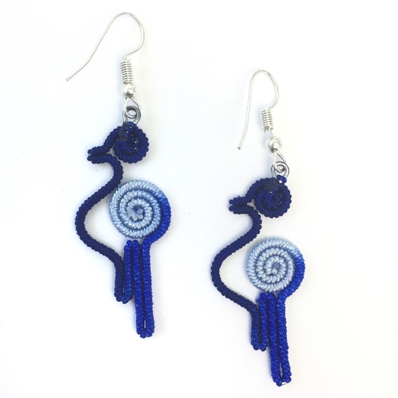 🌿FREE with Purchase 🌿Parrot Earrings - Picture 1 of 5